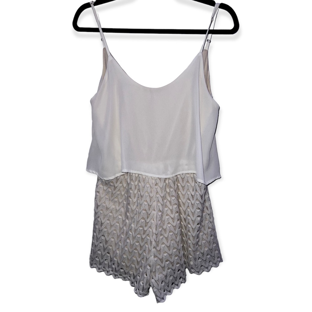 AUDREY 3+1 | FLOWY LACE ROMPER